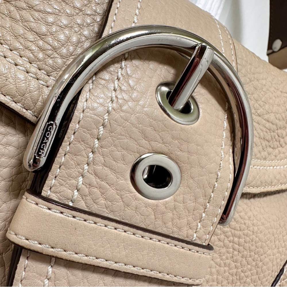 Coach Soho Flap Pebbled Leather Shoulder Bag Sand Beige Large LIKE NEW - Picture 8 of 14